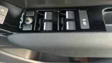 Land Rover Range Rover Velar 2.0 D200 MHEV Dynamic SE 5dr Auto Diesel Estate